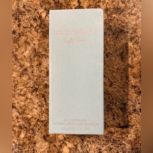 Dolce & Gabbana Light Blue Eau de Toilette - Soft Blue Box